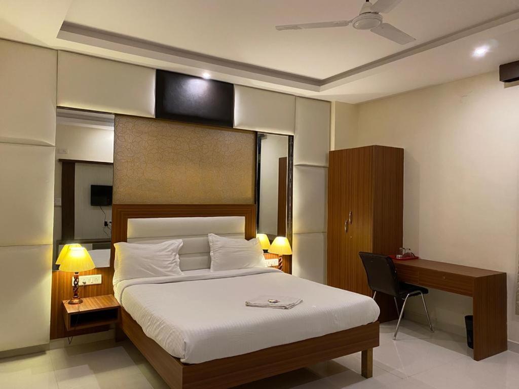 Akshatha Home Stay Bangalore Eksteriør bilde